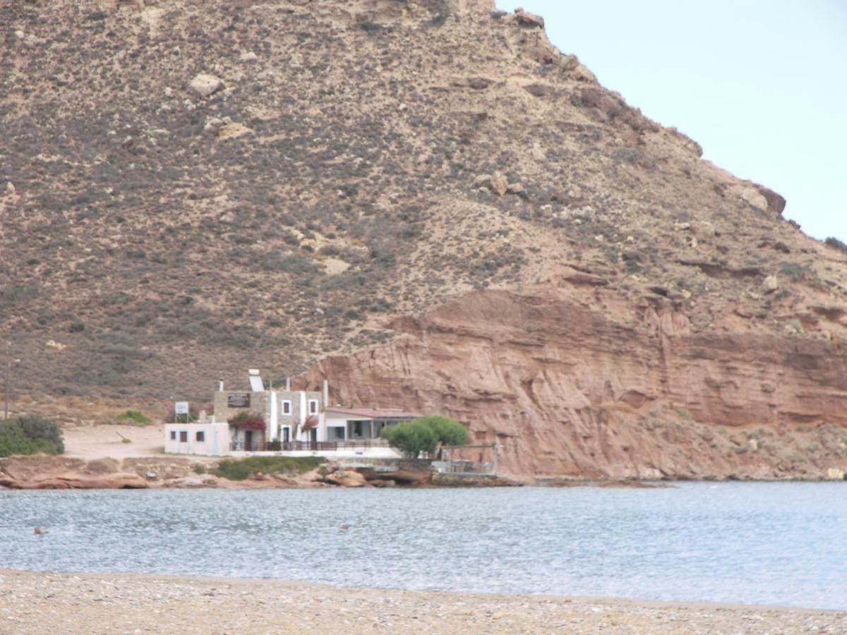 Hiona Cottage Палекастрон Екстер'єр фото